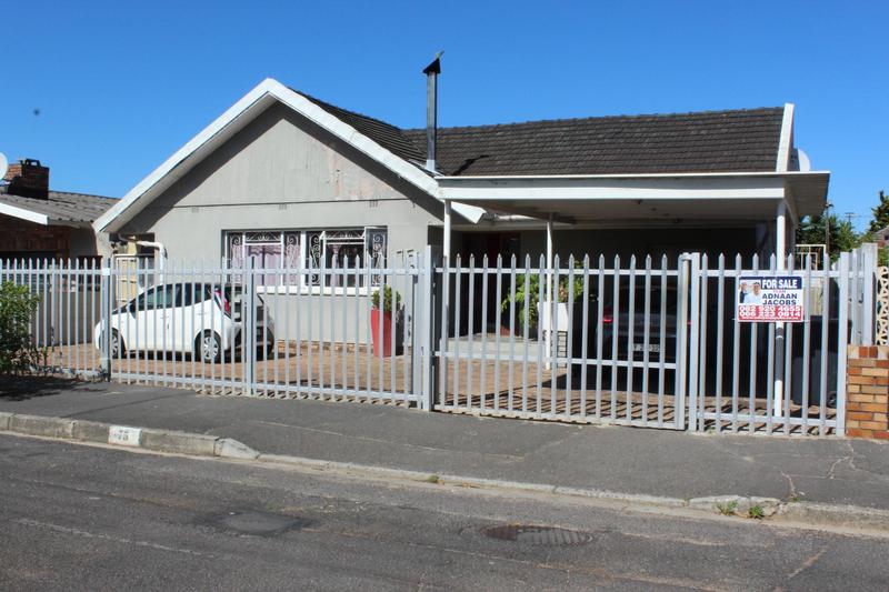 4 Bedroom Property for Sale in Vasco Estate Western Cape